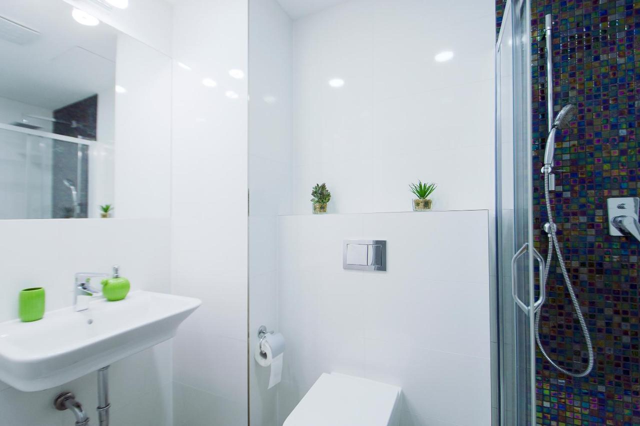 Modern Apartment Spanelska Prag Exterior foto